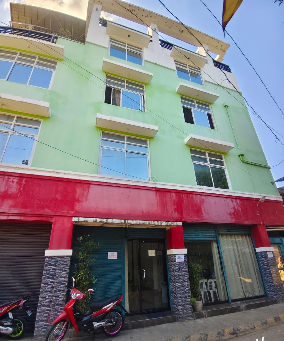 Larawan ng branch 2 ng 3