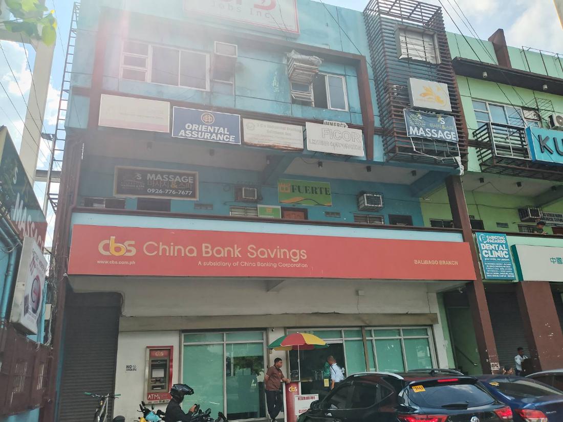 Larawan ng branch 3 ng 3