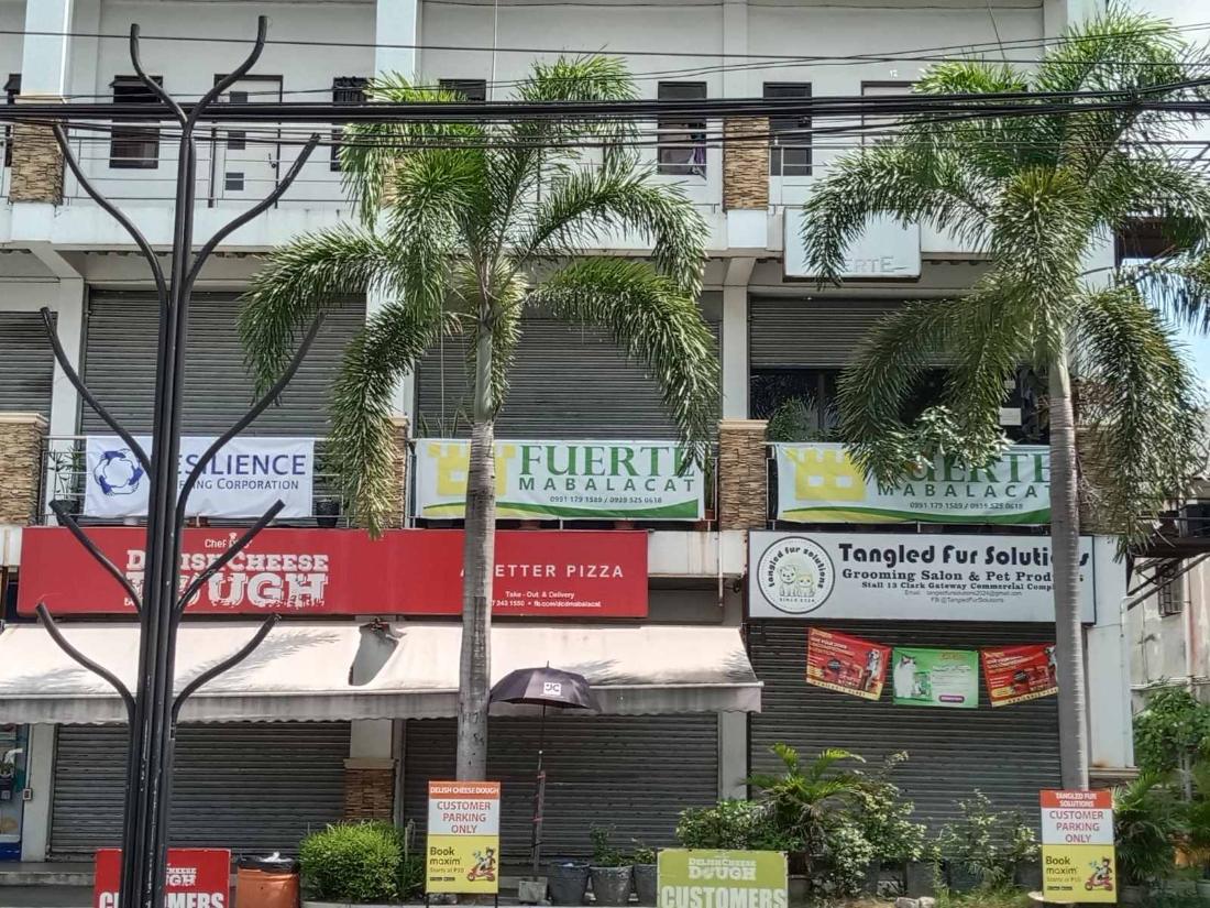 Larawan ng branch 3 ng 3